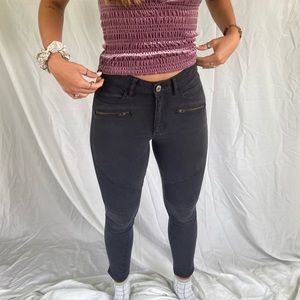 Black AEO Skinny Jeans